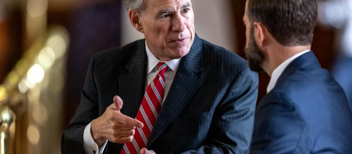 Ο κυβερνήτης του Τέξας «κήρυξε» πόλεμο στον Λευκό Οίκο: «Θα τελειώσουμε το τείχος που ξεκίνησε ο Ντόναλντ Τραμπ»